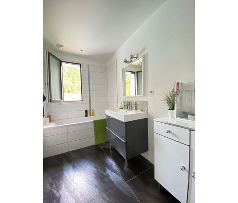 image du bien immobilier Maison de plain pied ST LEGER LES VIGNES
